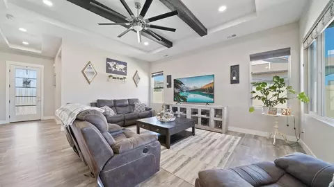 Living - 922 Red Globe Dr, Fruita, CO 81521 photo 3 of 3