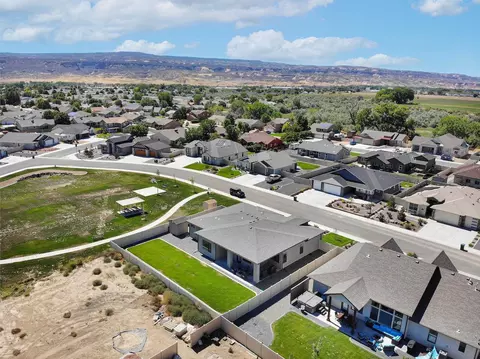 View/Area - 922 Red Globe Dr, Fruita, CO 81521 photo 2 of 3