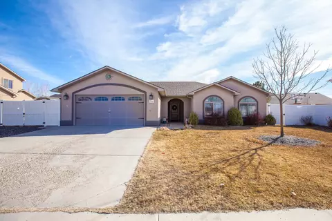 Exterior - 848 Delean Way, Fruita, CO 81521 photo 9 of 9