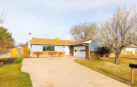 615 12 Arapahoe Way, Grand Junction, CO 81506