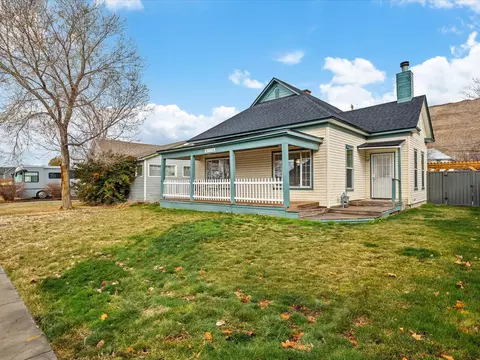 222 W 6th St, Palisade, CO 81526