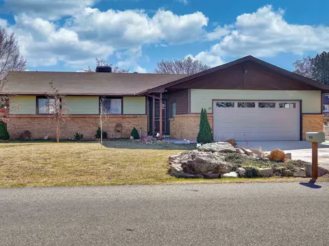 614 Hudsons Bay Dr, Grand Junction, CO 81504