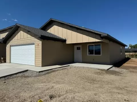 417 Pear Ln, Grand Junction, CO 81504
