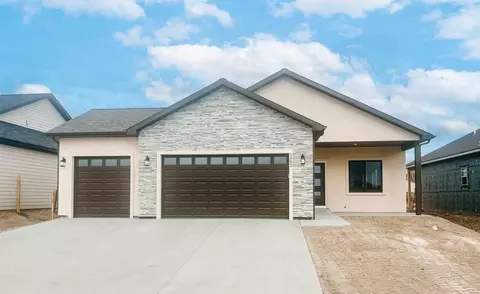 1552 Weminuche Ave, Montrose, CO 81401