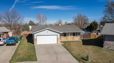 Exterior - 233 W Meadow Ave, Fruita, CO 81521 photo 11 of 13