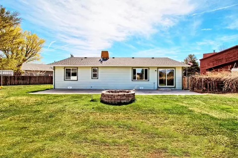 Exterior - 233 W Meadow Ave, Fruita, CO 81521 photo 10 of 13