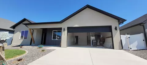 2458 Ross Rd, Grand Junction, CO 81505