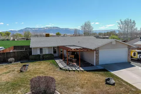 486 12 Aspen Grove Dr, Clifton, CO 81520