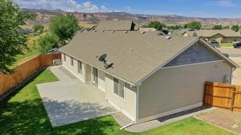 Exterior - 788 Abigail Ct, Fruita, CO 81521 photo 6 of 11