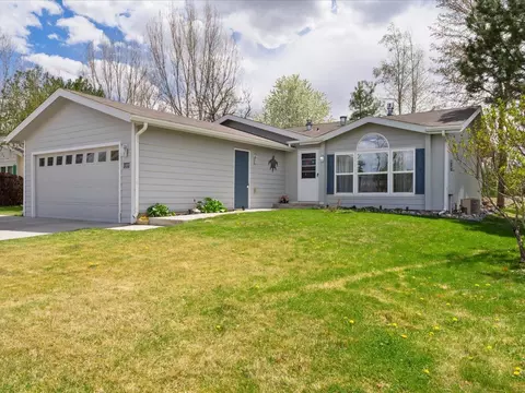 901 6530 Rd #1107, Montrose, CO 81401