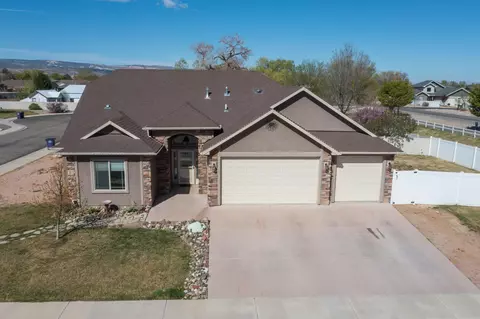 2948 Mia Dr, Grand Junction, CO 81503