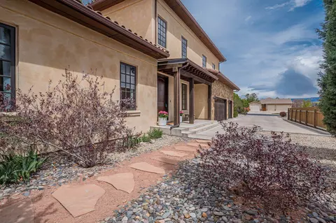2627 New Orchard Ct, Grand Junction, CO 81506