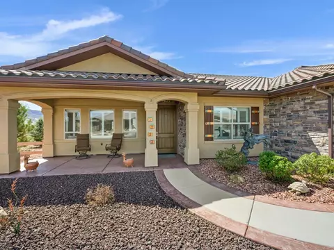 Exterior - 1223 Fairway Dr, Fruita, CO 81521 photo 10 of 14