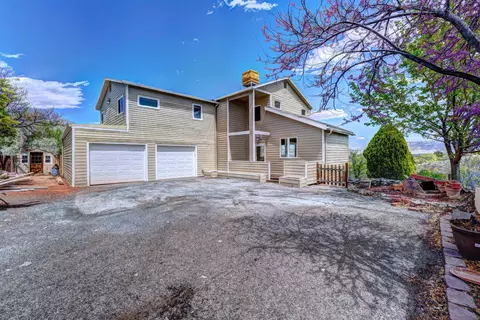 402 12 Stoneridge Ct, Grand Junction, CO 81507