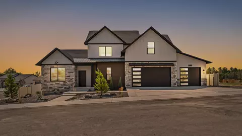 2535 Silver Leaf Dr, Grand Junction, CO 81505