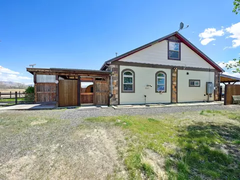 Exterior - 1610 18 Rd, Fruita, CO 81521 photo 2 of 14