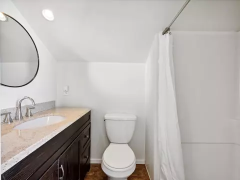 Bath - 1610 18 Rd, Fruita, CO 81521 photo 1 of 1