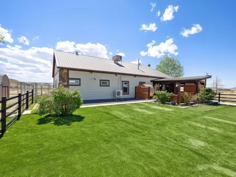 Exterior - 1610 18 Rd, Fruita, CO 81521 photo 3 of 14