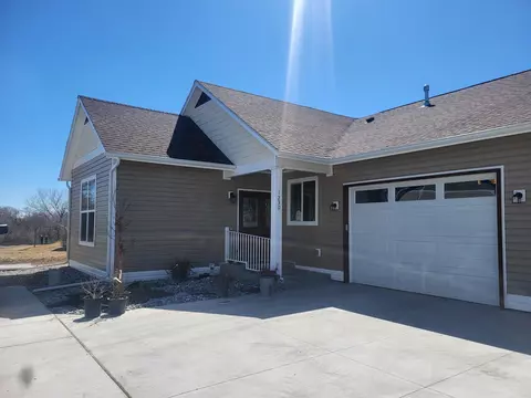 1230 Periwinkle Ct #B, Fruita, CO 81521