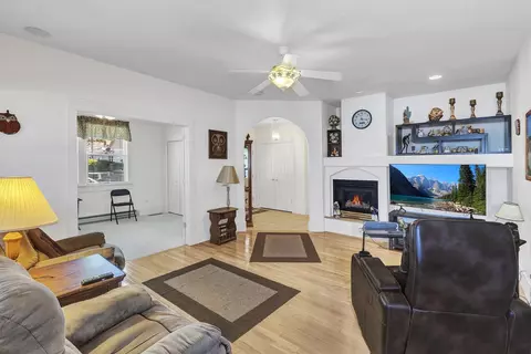 1114 Primrose Ln, Fruita, CO 81521 photo 3