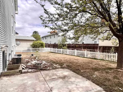 Exterior - 1172 Windsor Park Dr, Fruita, CO 81521 photo 4 of 9