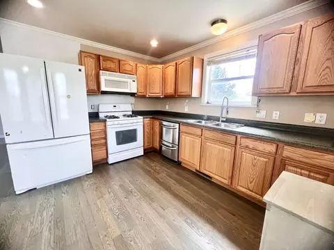 Kitchen - 1172 Windsor Park Dr, Fruita, CO 81521 photo 2 of 2