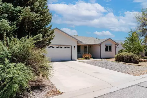 712 Heather Ln, Montrose, CO 81401