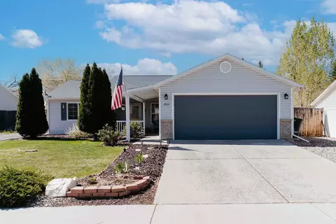 1606 Branding Iron Dr, Montrose, CO 81401