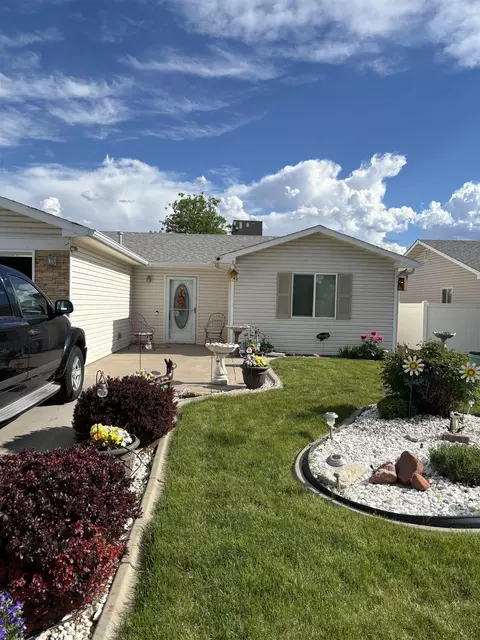 3135 Open Meadows Ct, Grand Junction, CO 81504