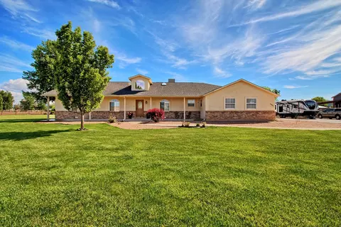1902 Justman St, Fruita, CO 81521 photo 3