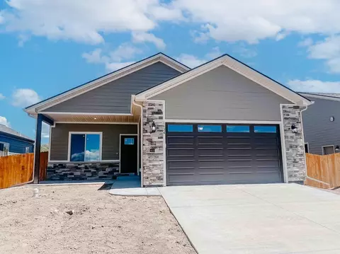 1634 Weminuche Ave, Montrose, CO 81401