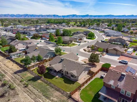 View/Area - 835 Cresthaven Dr, Fruita, CO 81521 photo 2 of 3