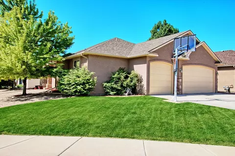 2950 Four Leaf Cir, Grand Junction, CO 81504