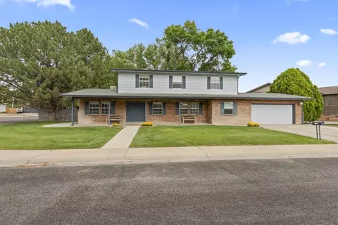 2714 N 8th Ct, Grand Junction, CO 81506