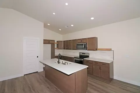 Kitchen - 1645 Tungsten Way, Fruita, CO 81521 photo 3 of 4