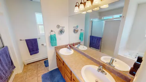 Bath - 882 Elberta Dr, Fruita, CO 81521 photo 1 of 4