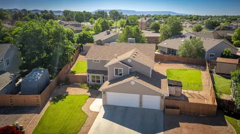 View/Area - 882 Elberta Dr, Fruita, CO 81521 photo 4 of 7