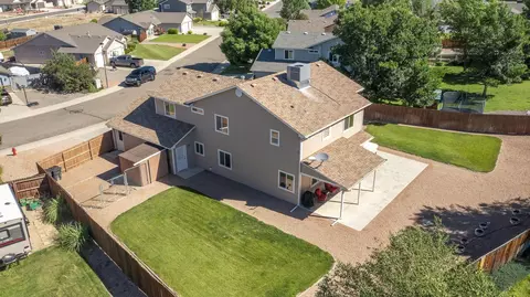 View/Area - 882 Elberta Dr, Fruita, CO 81521 photo 6 of 7