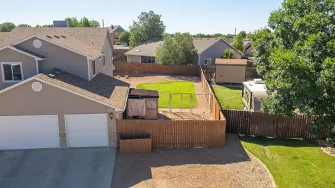 Exterior - 882 Elberta Dr, Fruita, CO 81521 photo 2 of 2
