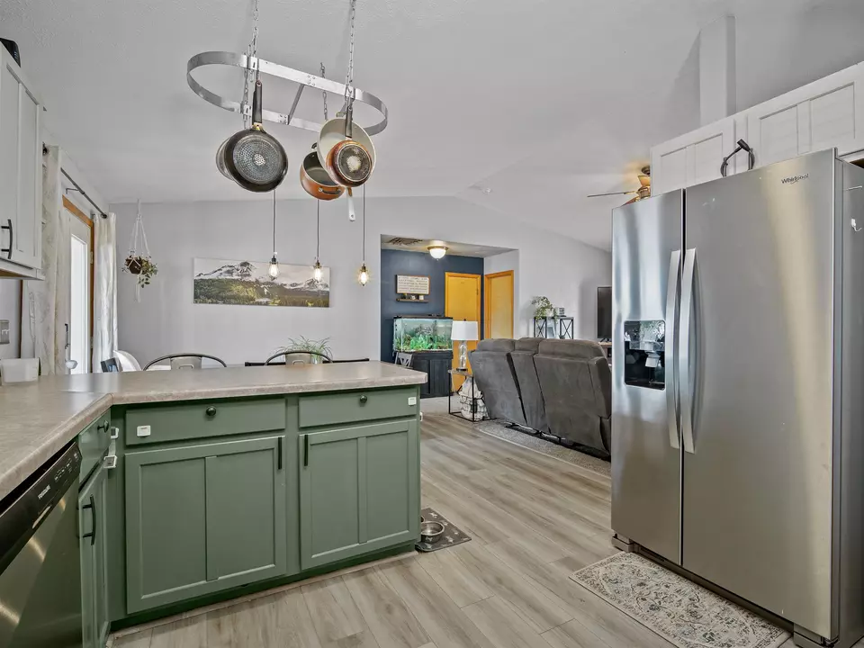 Kitchen - 3295 D 34 Rd, Clifton, CO 81520 photo 2 of 3