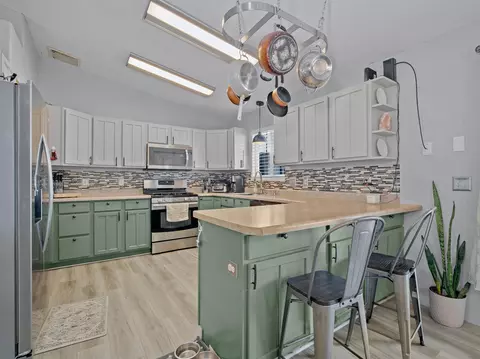 Kitchen - 3295 D 34 Rd, Clifton, CO 81520 photo 1 of 3