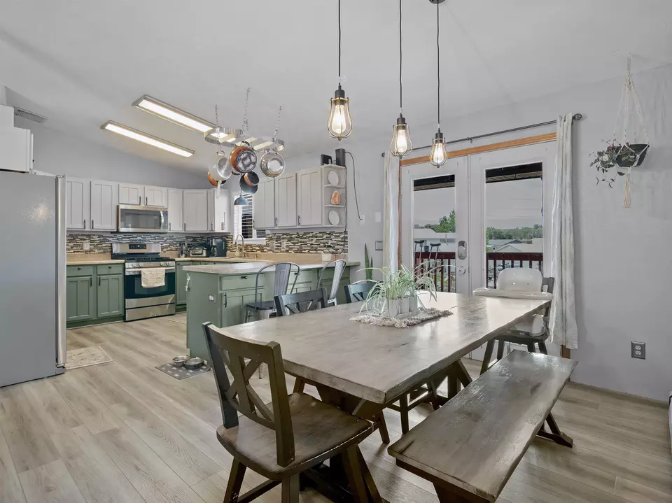 Dining - 3295 D 34 Rd, Clifton, CO 81520 photo 1 of 3