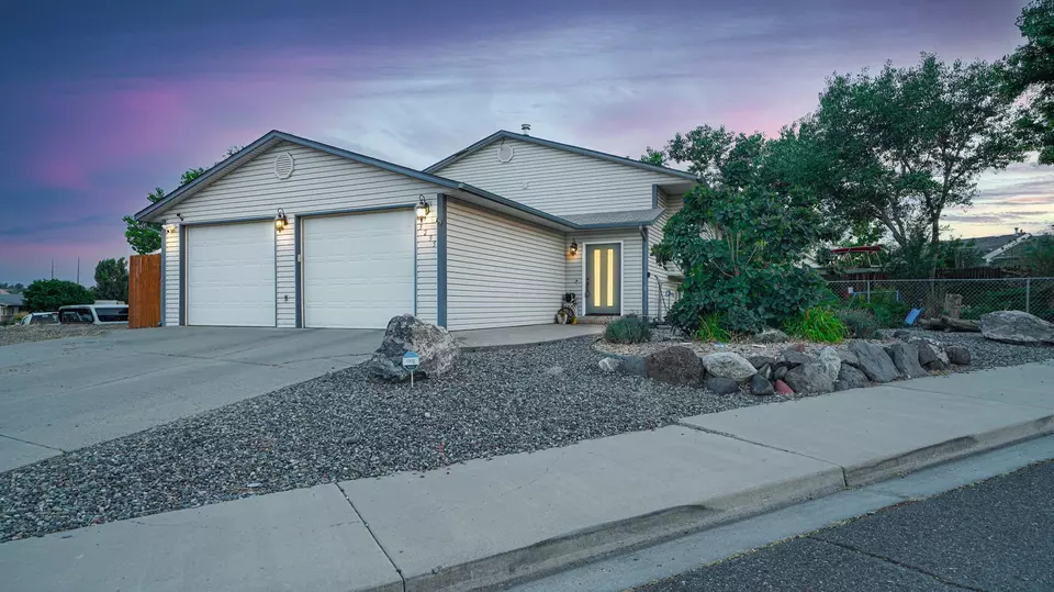 Exterior - 3295 D 34 Rd, Clifton, CO 81520 photo 10 of 15