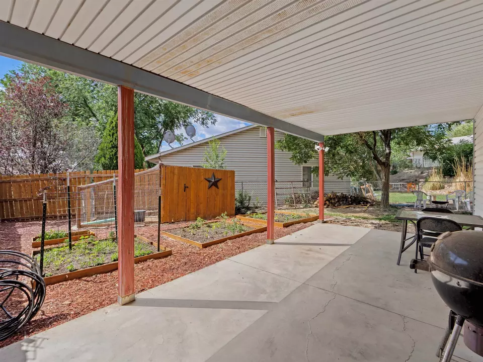 Exterior - 3295 D 34 Rd, Clifton, CO 81520 photo 9 of 15