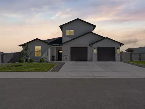 2130 Bloomfield Ave, Grand Junction, CO 81505