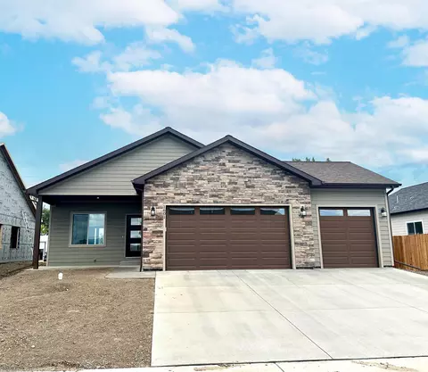 1601 Magpie Gulch St, Montrose, CO 81401