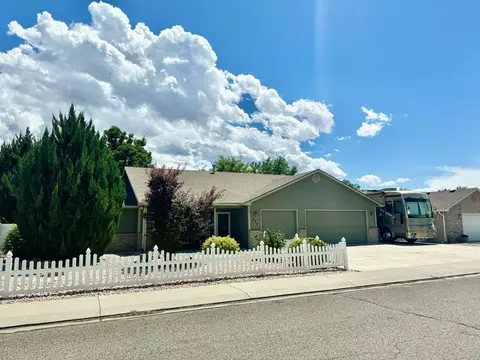 300 Elderberry Dr, Fruita, CO 81521 photo 4