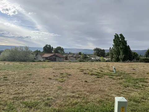 1530 SE Fairway Dr, Cedaredge, CO 81413
