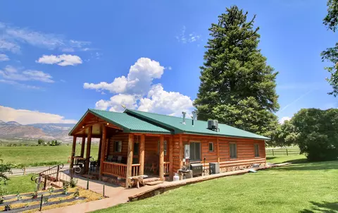 55945 Oe Rd, Collbran, CO 81624 photo 2