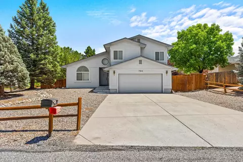 724 Jasmine Ln, Grand Junction, CO 81506